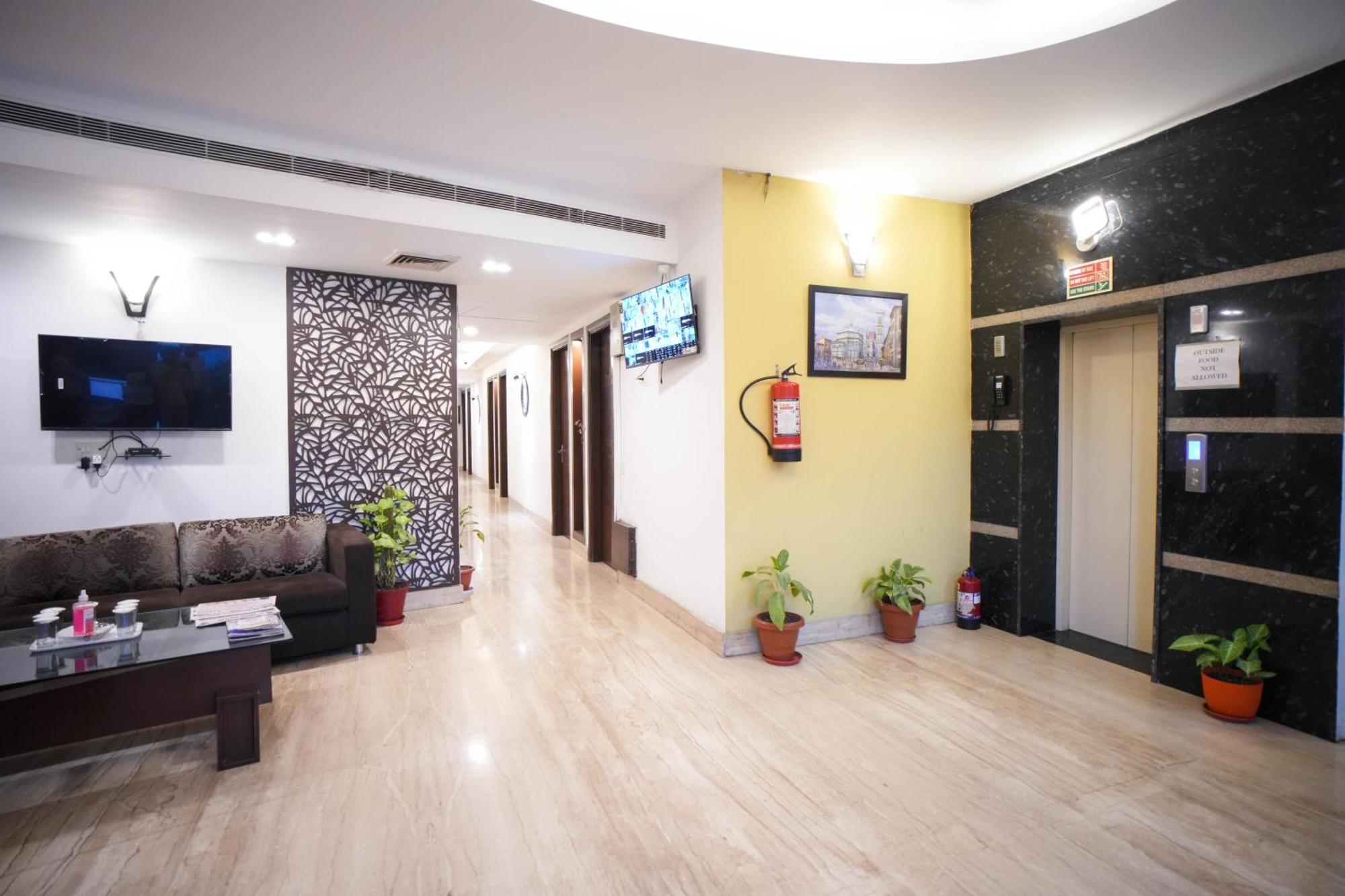 Hotel Haris Mg Road Gurugram Gurgaon Exterior photo